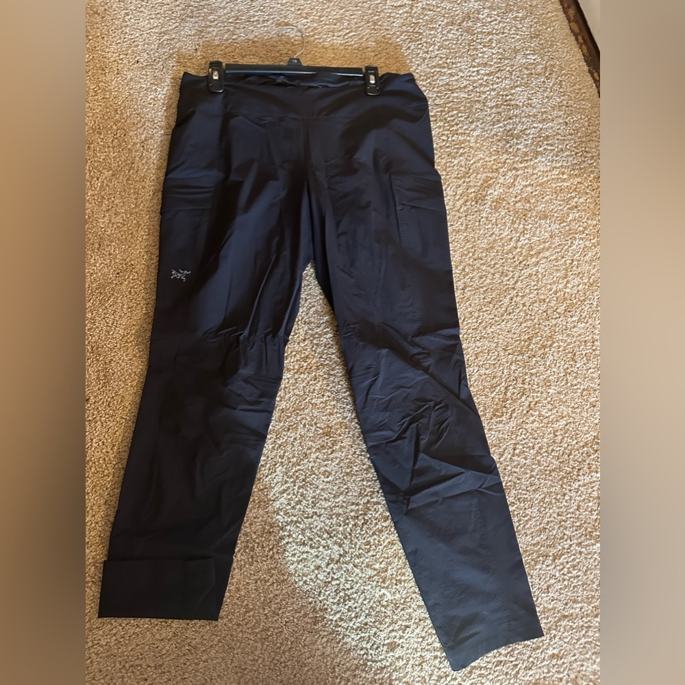 Arc’teryx Womens Sabria Pant Black, Size 12
